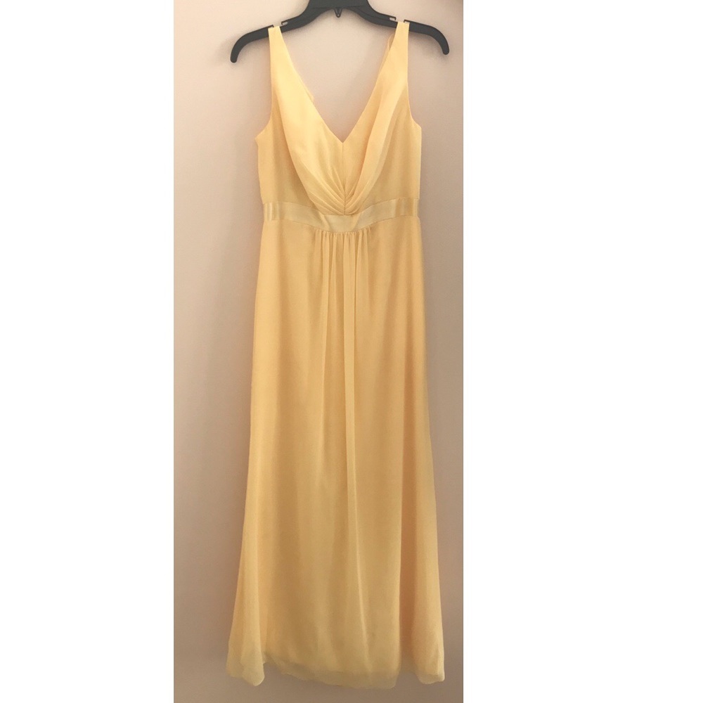 ⭐️ Beautiful Gown ⭐️